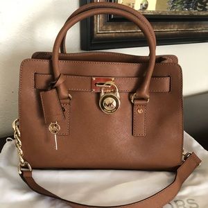 💕MICHAEL KORS Hamilton Saffiano Leather Satchel.